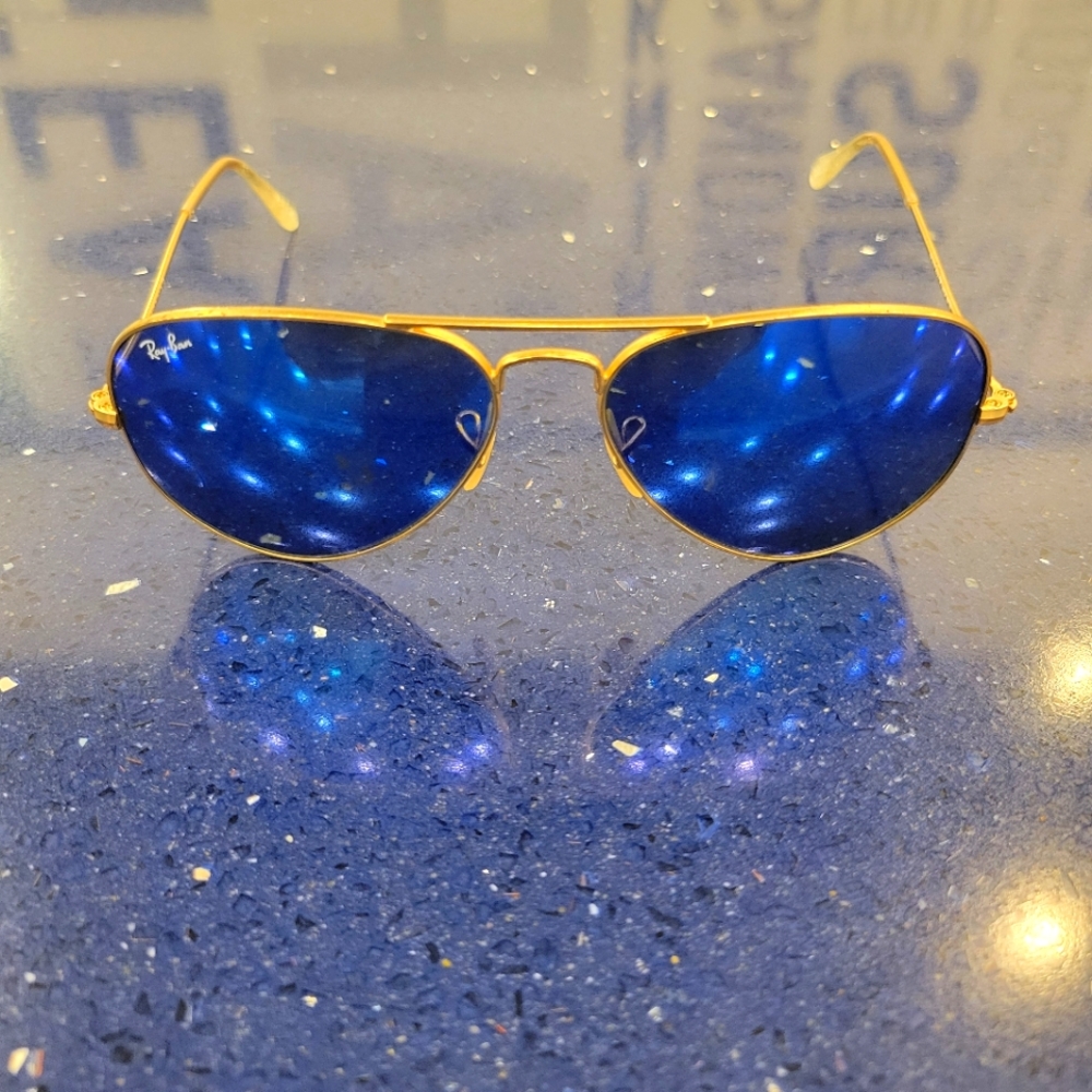 Sunshade by Ray Ban